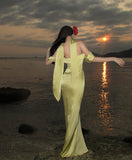 Elegant Mermaid Off The Shoulder Yellow Satin Prom Dresses Party Dress Summer 22th Birthday Outfits 18th Birthday Dresses HZ1121