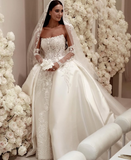 Beautiful Ball Gown Sweetheart Sleeveless White Satin Pleated White Pearls Beads Wedding Dress Modest Wedding Dresses Princess Wedding Gowns HZ1121