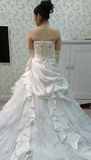 Vintage Wedding Gown Bridal Dress Ball Gown Strapless Satin Wedding Dress White Wedding Dresses Modest Wedding Gowns HZ1121