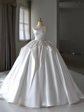 Princess Bridal Dress Ball Gown Strapless Satin Wedding Dress With Ruffles White Wedding Dresses Modest Wedding Gowns HZ1121