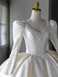 Princess Bridal Dress Ball Gown V Neck Long Sleeves White Wedding Dress With Ruffles Beads White Wedding Dresses Modest Wedding Gowns HZ1121