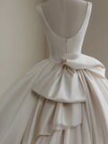 Romantic Wedding Gown Bridal Dress Ball Gown Square Neck Satin Wedding Dress Ivory Wedding Dresses Modest Wedding Gowns HZ1121