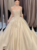 Romantic Wedding Gown Bridal Dress Ball Gown Strapless Wedding Dress White Lace Appliques Wedding Dresses Modest Wedding Gowns HZ1121
