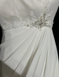 Vintage Bridal Dress A Line Scoop Short Sleeves White Silver Beads Long Wedding Dress Retro Wedding Dresses Modest Wedding Gowns HZ1121