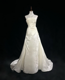 Vintage Bridal Dress Ball Gown Strapless Satin Ivory Long Wedding Dress Retro Wedding Dresses Modest Wedding Gowns HZ1121