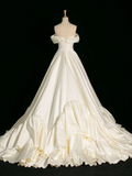 Pretty Wedding Dress Ball Gown Off The Shoulder Short Sleeves Satin Long Vintage Wedding Dresses Bridal Gowns Brides Gown HZ1121