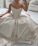 Classy Elegant Wedding Dress Ball Gown Strapless Satin White Wedding Dresses Bridal Gowns HZ1121