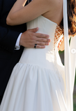 Classic Bridal Gown Ball Gown Strapless Sleeveless Satin Long White Wedding Dresses Elegant Bridal Gowns HZ1121