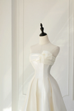 Timeless Bridal Gown A line Strapless Satin White Wedding Dresses Elegant Bridal Gowns HZ1121