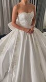 Princess Bridal Dress Ball Gown Strapless Sleeveless Satin White Appliques Wedding Dresses Pretty Bridal Gowns HZ1121