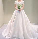 Timeless Bridal Gown Ball Gown Off The Shoulder White Long Pleated Organza Wedding Dresses Elegant Bridal Gowns HZ1121
