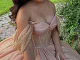 Modest Ball Gown Off-the-shoulder Gold Glitter Tulle Applique Long Quinceanera Dress Formal Gowns Vestido De 15 Anos Sweet 16 Dress HZ1121