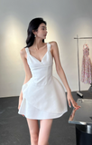 Glam V-neck A-Line Satin Short Prom Dresses, Black Homecoming Dresses HZ1121