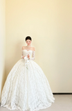 Modest Off-the-shoulder Ball Gown Luxury Wedding Dresses, Lace Applique White Bridal Gowns Long Sleeve Bridal Dresses HZ1121