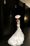 Elegant Strapless Mermaid Wedding Dresses Sleeveless Tulle White Bridal Gowns HZ1121