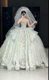 Luxury Sweetheart Neck Ball Gown Tulle Long Wedding Dresses Beaded Off-White Bridal Gowns Sleeveless Bridal Dresses HZ1121