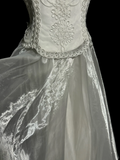 Vintage Bridal Gown 1960s Ball Gown Halter White Sleeveless Lace Long Wedding Dresses Elegant Bridal Gowns HZ1121