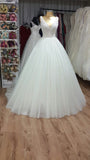 Classic Wedding Dress Ball Gown V Neck White Tulle Long Wedding Dresses Dreamy Bridal Gowns HZ1121
