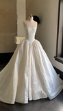 Modest Strapless A-Line Simple Wedding Dresses Taffeta White Bridal Gowns Sleeveless Bridal Dresses HZ1121